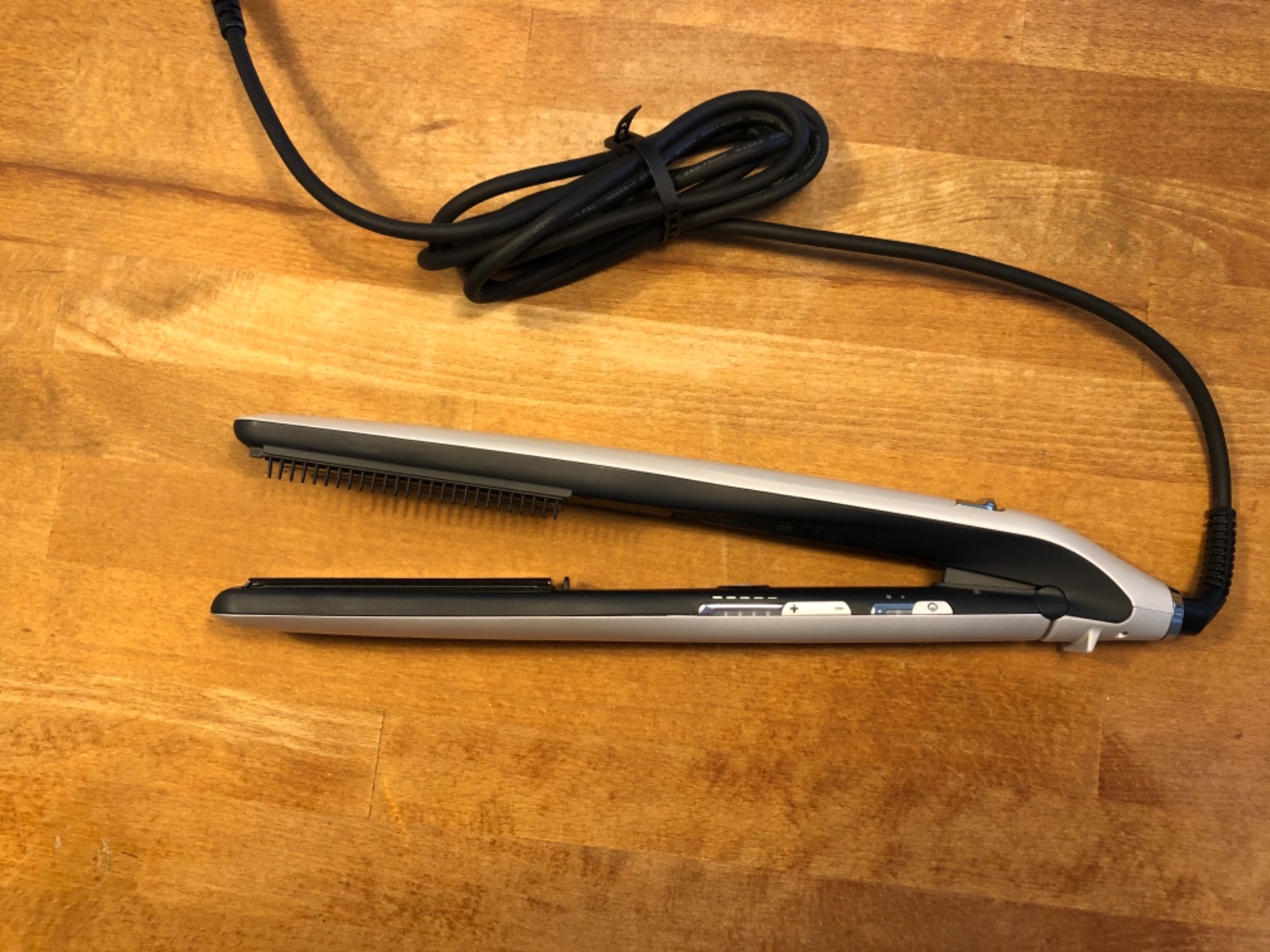 Non adatta ai capelli cortissimi